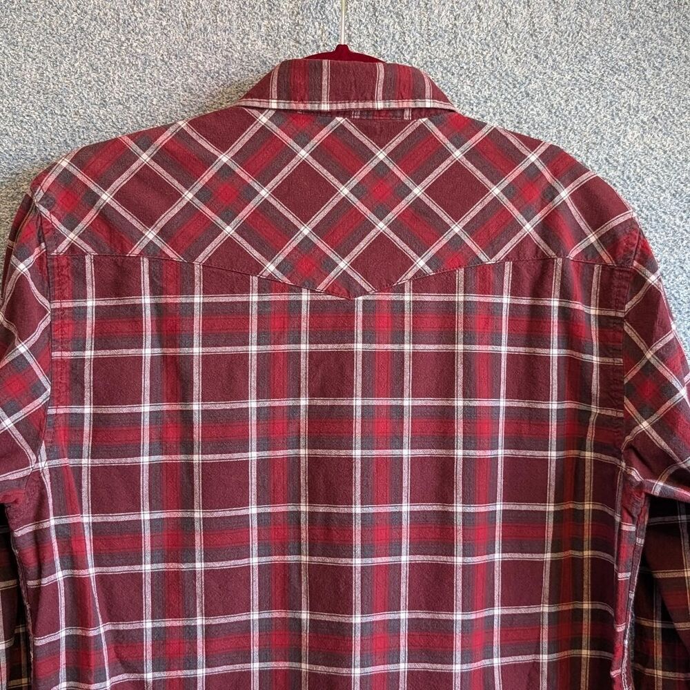 Red Plaid Cotton Flannel Men's Size Medium Long Sleeve Shirt American Rag - Picture 7 of 8